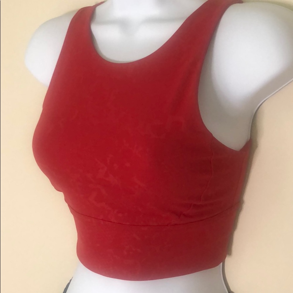 Lulu lemon for Barry’s sports bra.